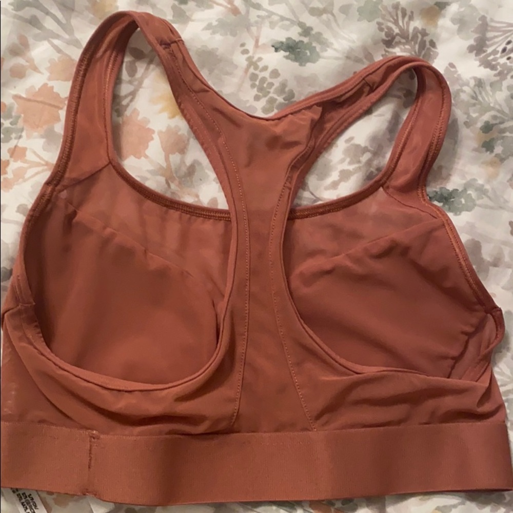 Mesh Sports Bras - Picture 4 of 5